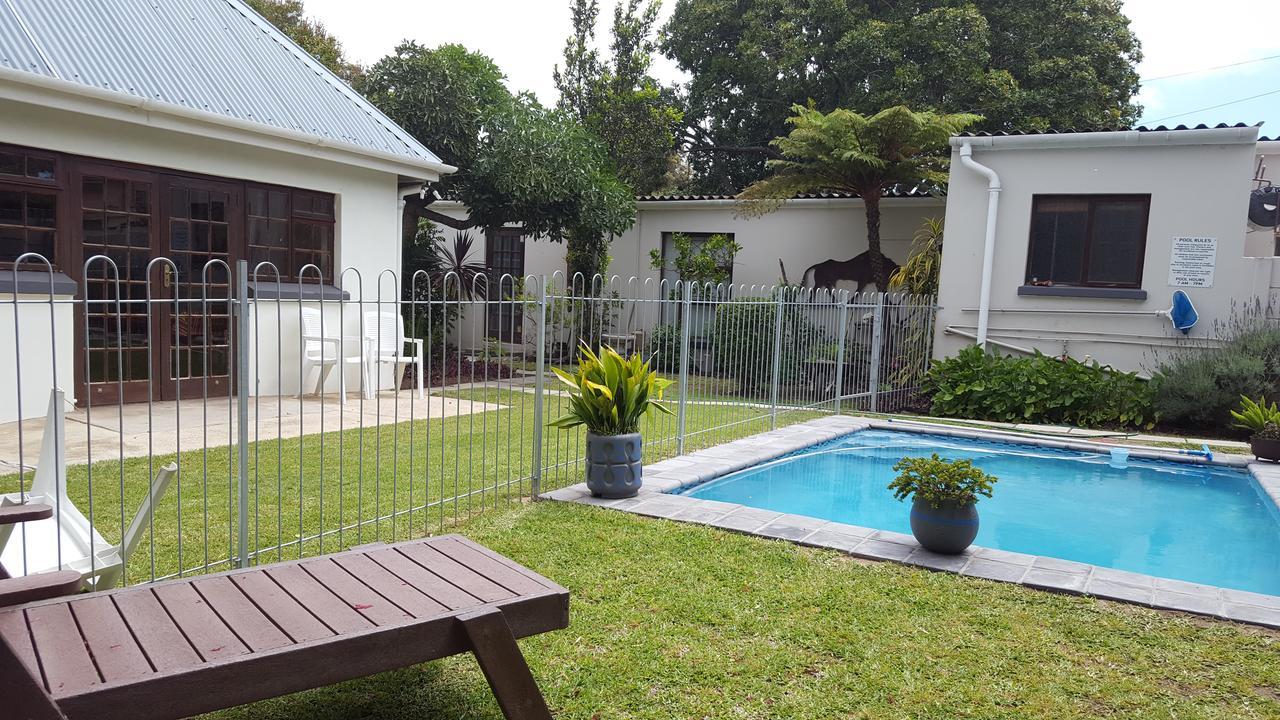 39 On Nile Guest House Port Elizabeth Bagian luar foto